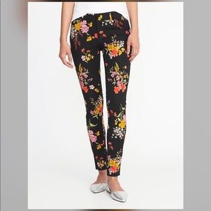 Old Navy Pixie Size 2